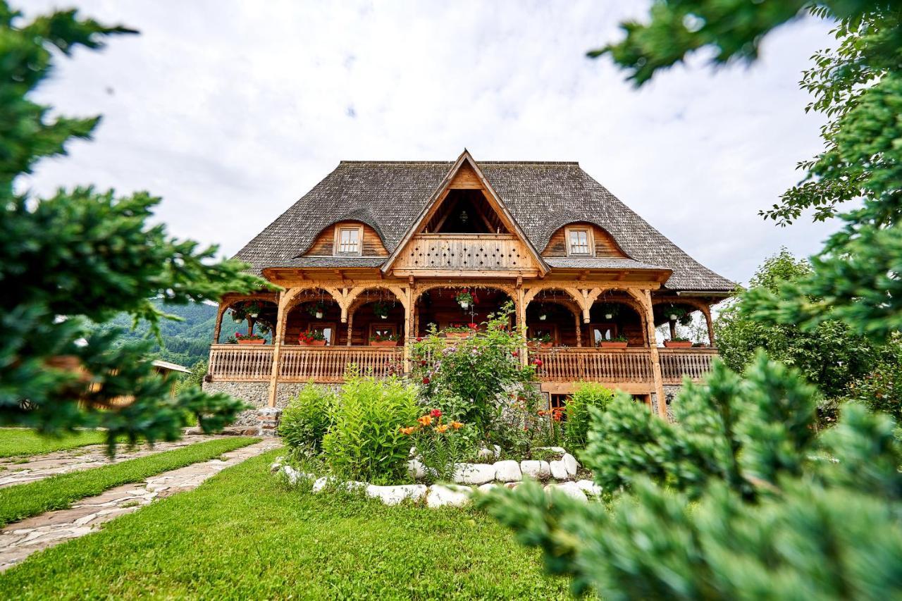 Casa Chira Hotel Viseu de Sus Luaran gambar