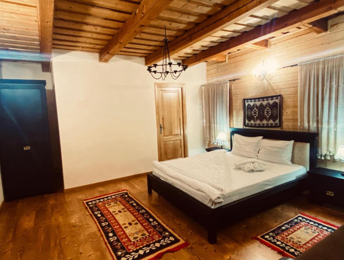 Casa Chira Hotel Viseu de Sus Luaran gambar