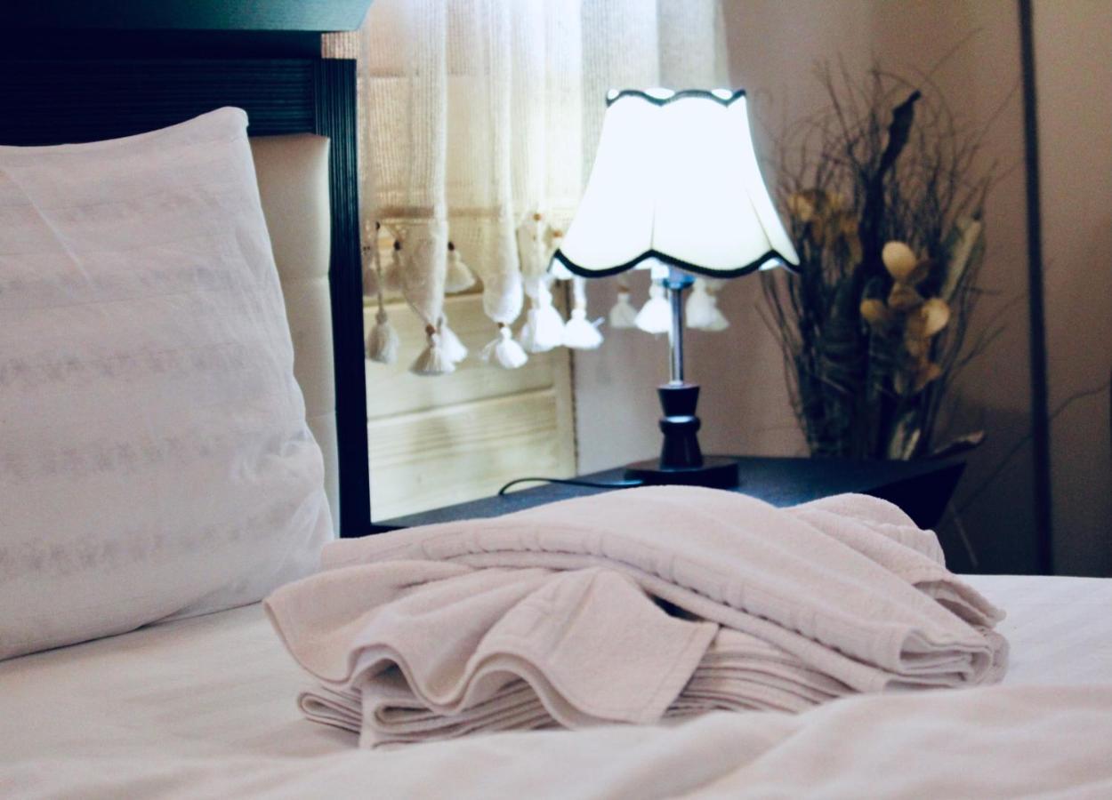 Casa Chira Hotel Viseu de Sus Luaran gambar