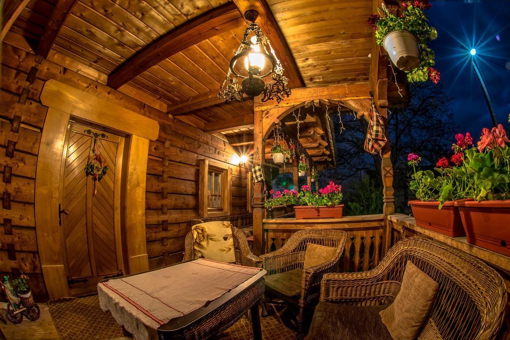 Casa Chira Hotel Viseu de Sus Luaran gambar